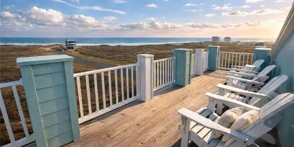 Image 4: View from 4th floor overlook