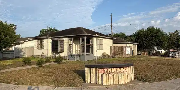 1501 Wynwood Street