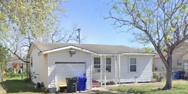 414 Macleod Drive