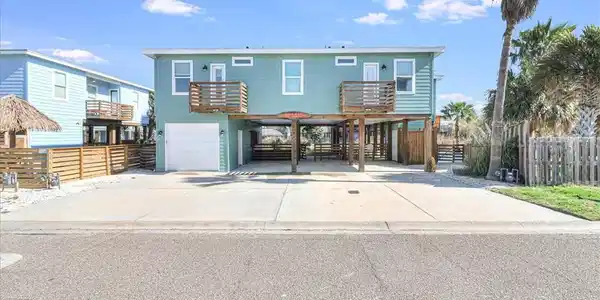 2727 S 11th Street