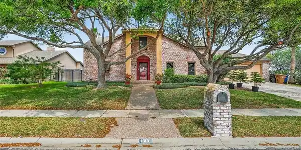 1318 Sandpiper Drive