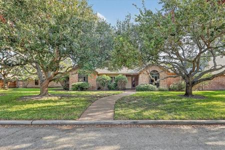 5914 Vandemere Drive