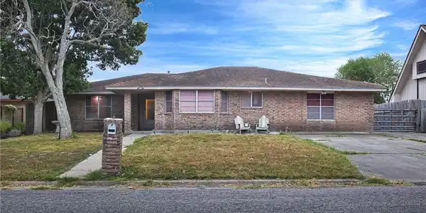 10705 ROCKWOOD