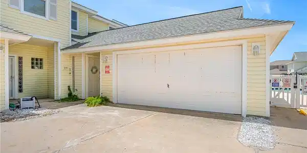 15102 Leeward Drive