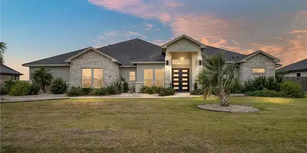 2457 Shaftsbury Drive