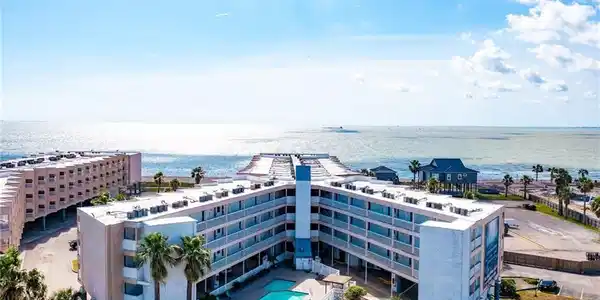 3938 Surfside Boulevard