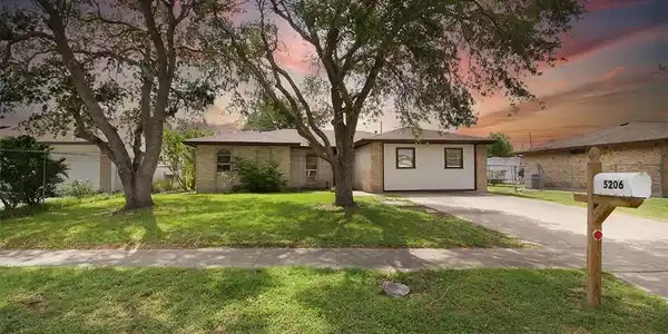 5206 Larcade Drive