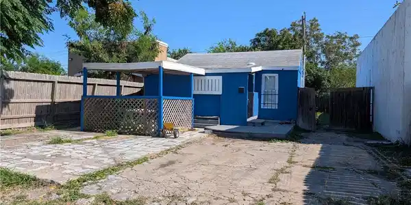 3906 Baldwin Boulevard