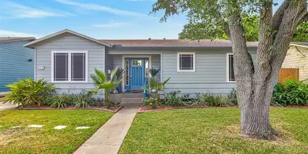 4910 Waltham Drive