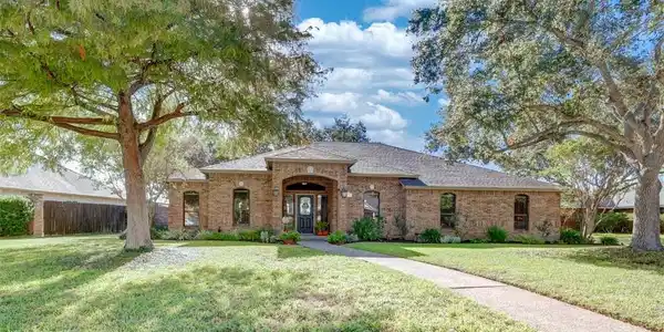 2802 Chapel View Drive