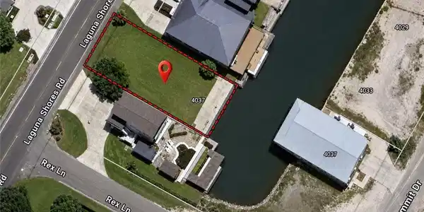 4037 Laguna Shores