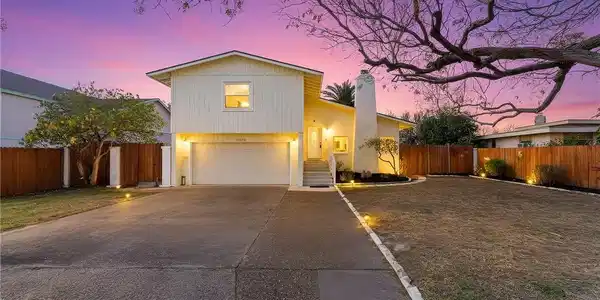 14325 Emerald Street