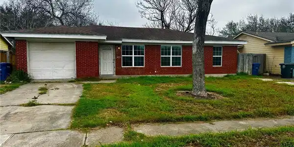 5818 Glen Arbor Drive