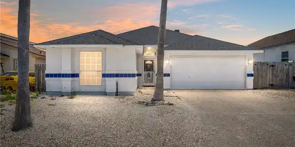 15306 Yardarm Court