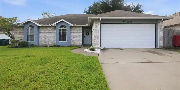 6225 Duke Drive