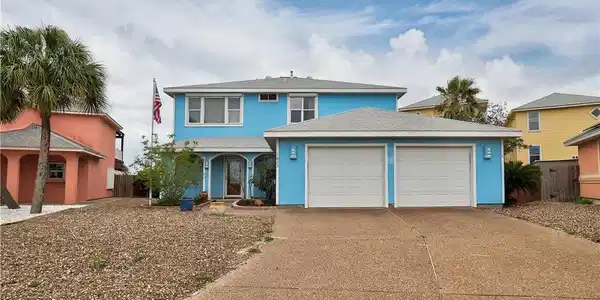 1825 Palisades Drive
