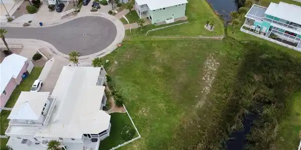4826 Sanibel Lane