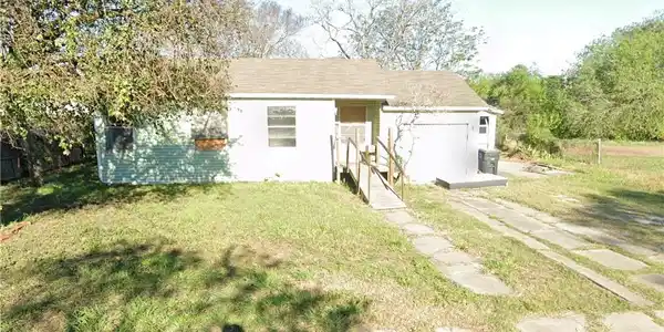 1213 Golla Drive