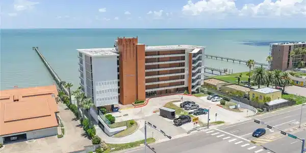 4302 Ocean Drive