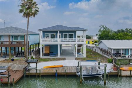 125 Port Avenue
