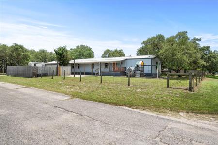 649 W Magnolia Avenue