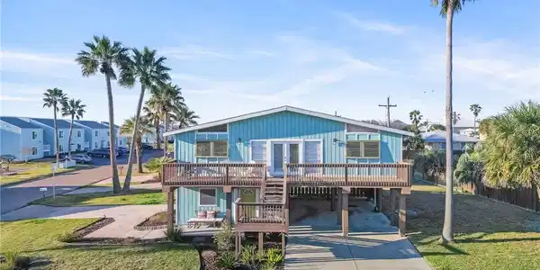 1 Lauderdale Drive