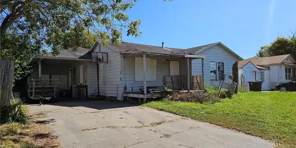 4114 Carlton Street