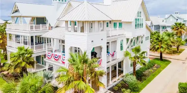 207 Seaside Drive
