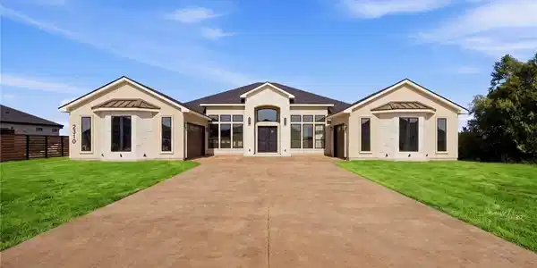 2310 Shaftsbury Drive