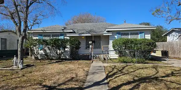 746 Chase Drive
