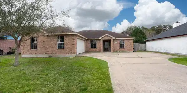 10529 Saddle