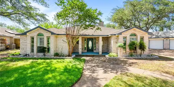 3802 Castle Knoll Drive