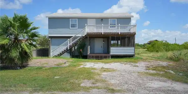 114 W Shady Oak