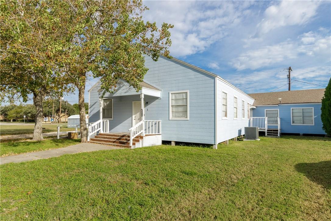 Image 2: TRIPLEX - 2580 Fifth St