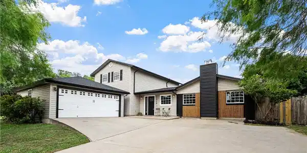 10946 Birdwood