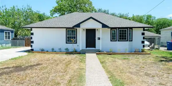 1222 Logan Avenue