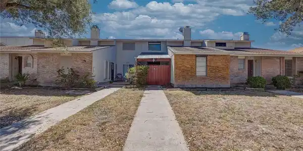 4039 Killarmet Drive