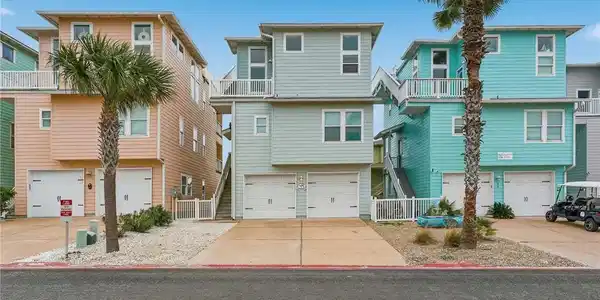 2525 S 11th Street