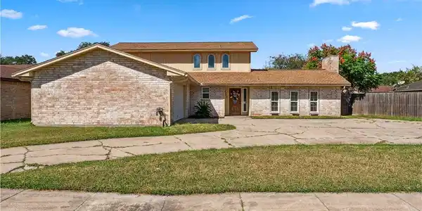 6705 Drake Drive
