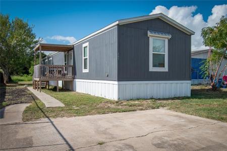 645 Sandy Oaks Drive