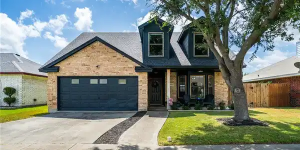 7806 Northwind Drive