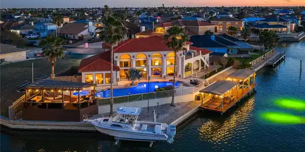 13802 Gunwale Drive