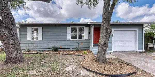 1705 Sycamore Place