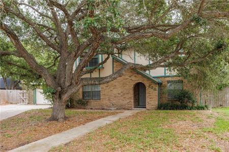 320 Long Pointe Drive