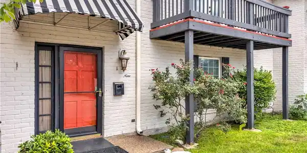 9 Rock Creek Drive