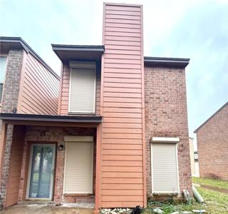 2809 Saint Joseph Street