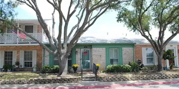 101 Townhouse