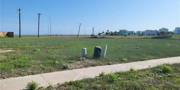 Image 3: standing in front to the right