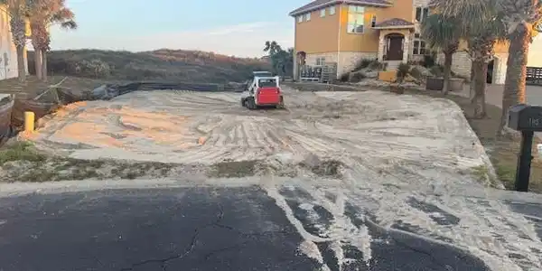 Image 4: Fill sand has been added.