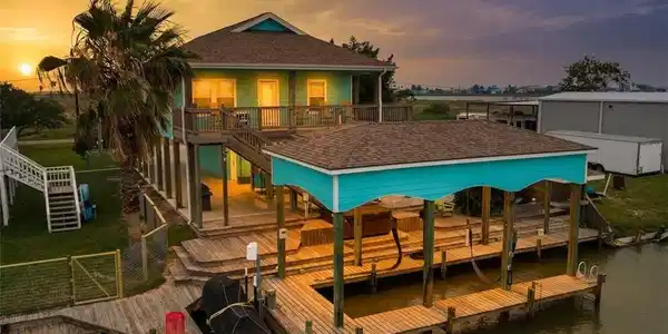 109 Copano Cove